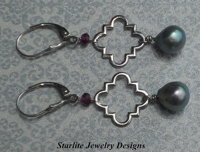 saltwater pearls - baroque