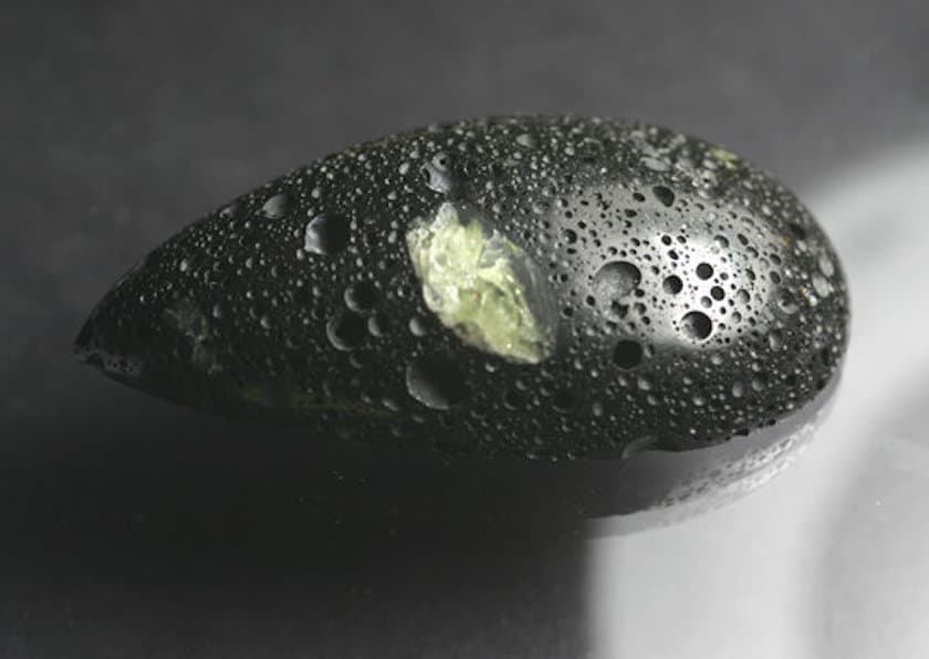 peridot cabochon - Canary Islands
