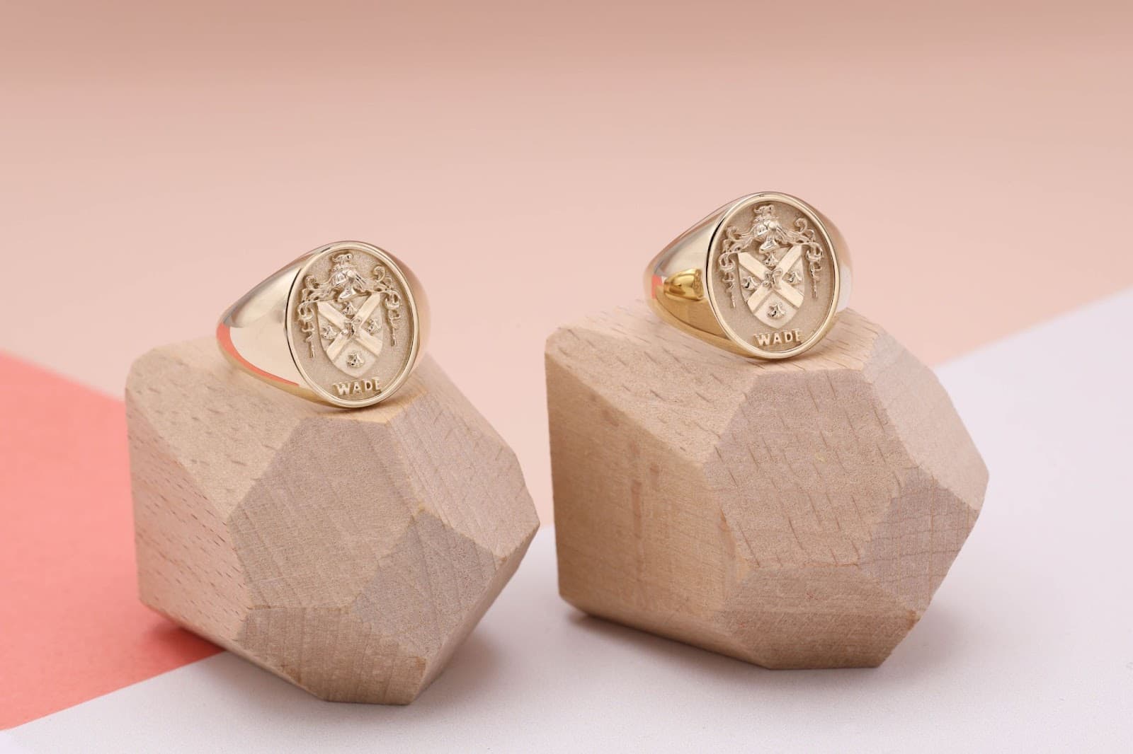 Custom Signet Rings: Buying Guide for 2025