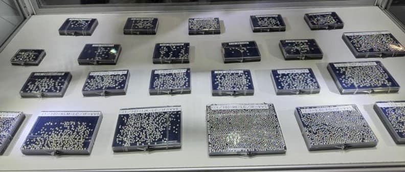 Should We Separate the Markets for Natural Diamonds and Lab-Grown Diamonds?