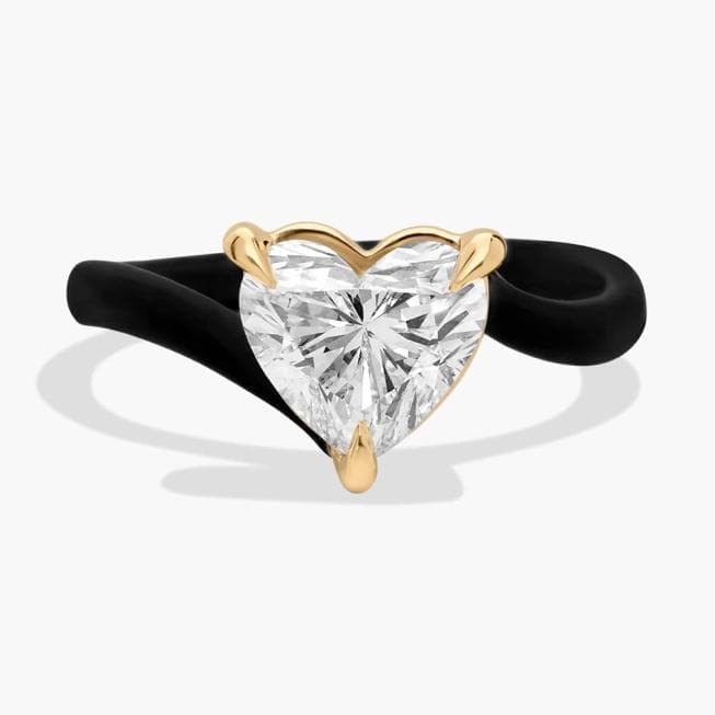 The Best Carat Weights for Heart Shaped Diamond Rings