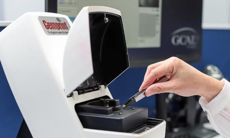 GCAL Gemprint machine