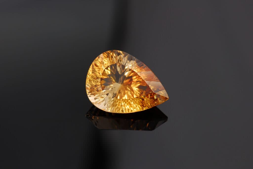 yellow topaz - Millennium cut