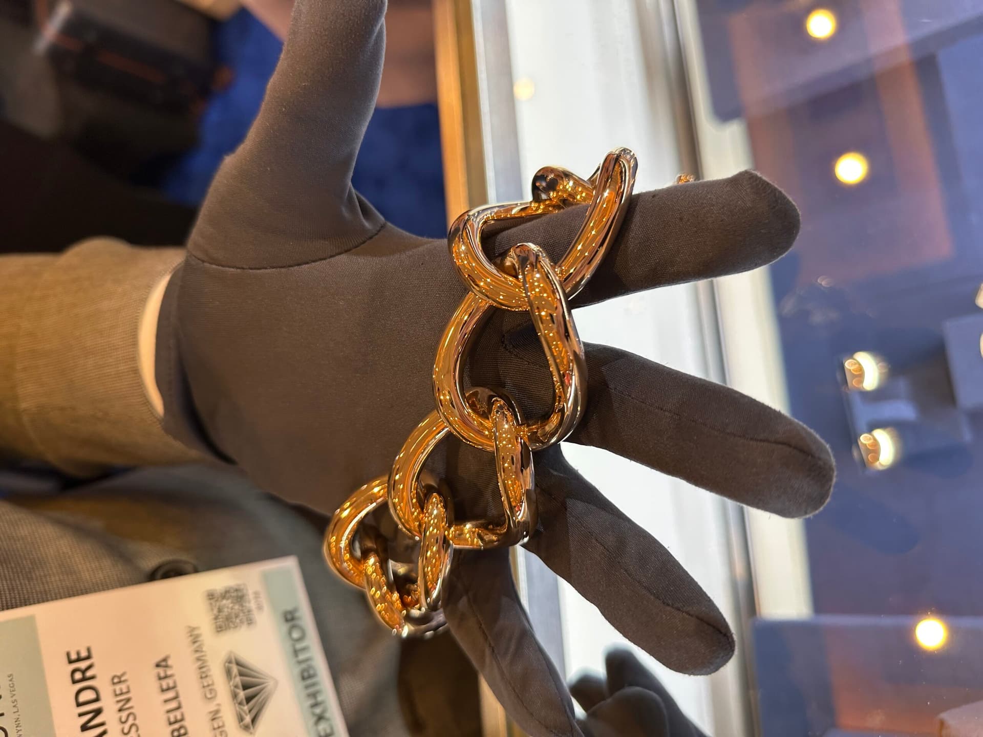 Middle Weight Jewelry