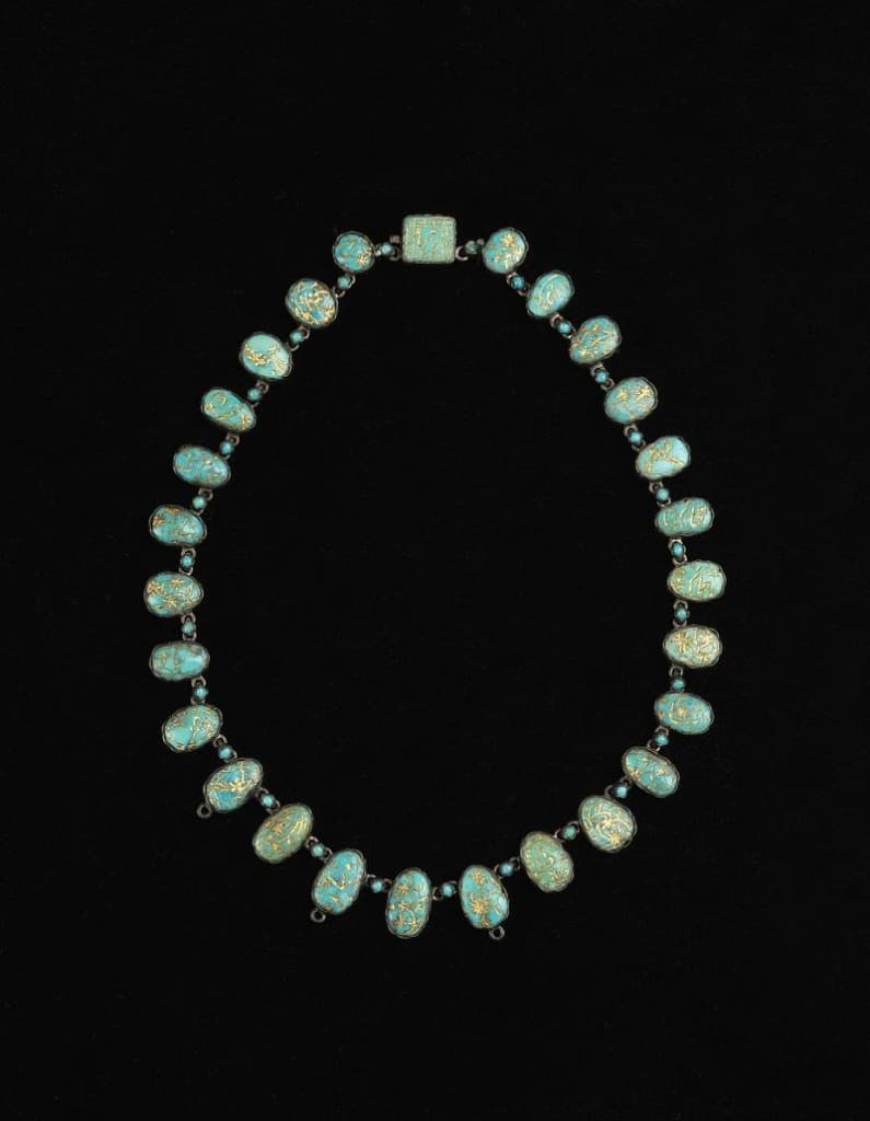 Turquoise necklace from the Smithsonian American Art Museum Collection.