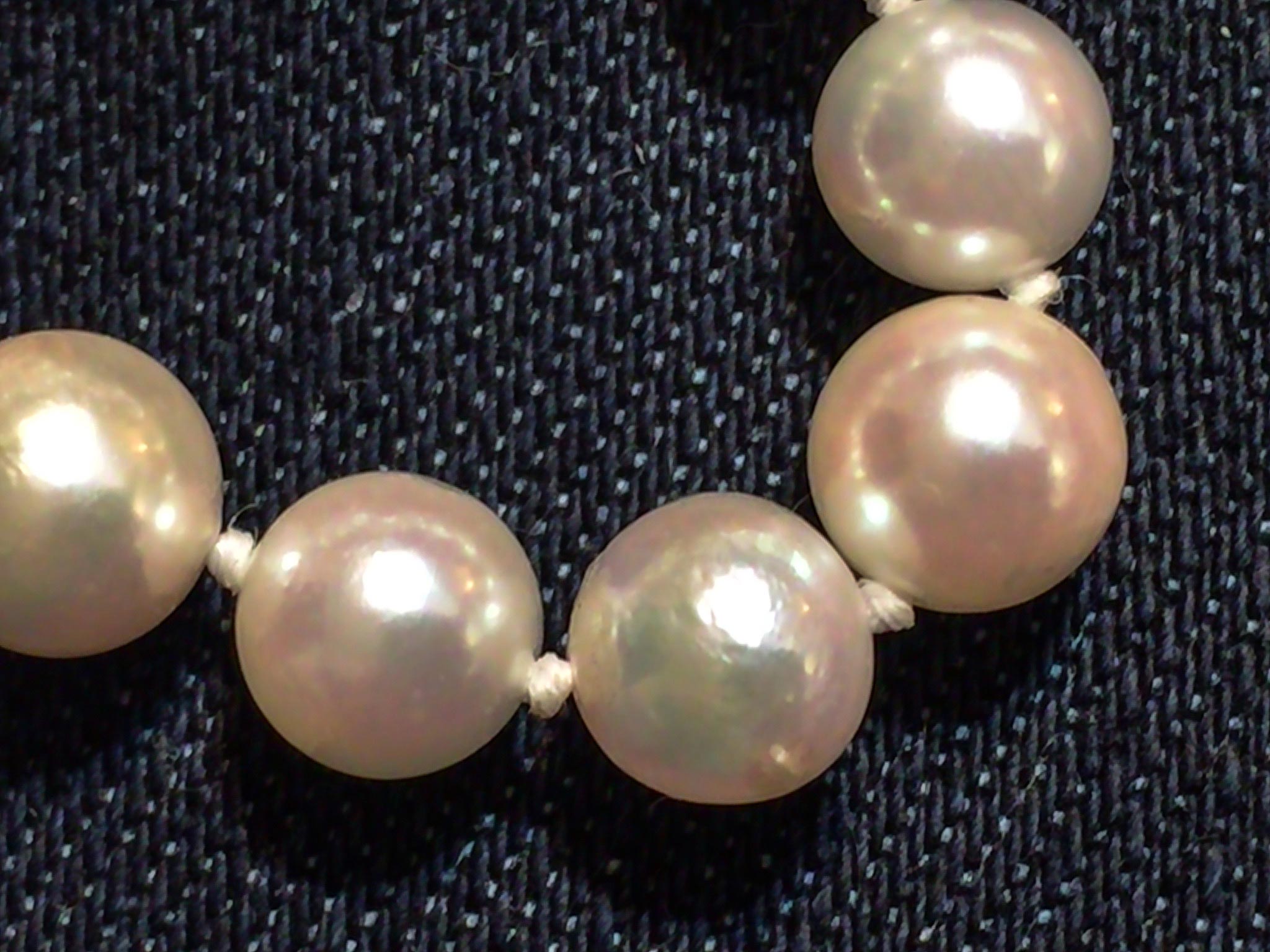 Opinions about a strand of pearls - Gem Related Discussion - IGS Forums